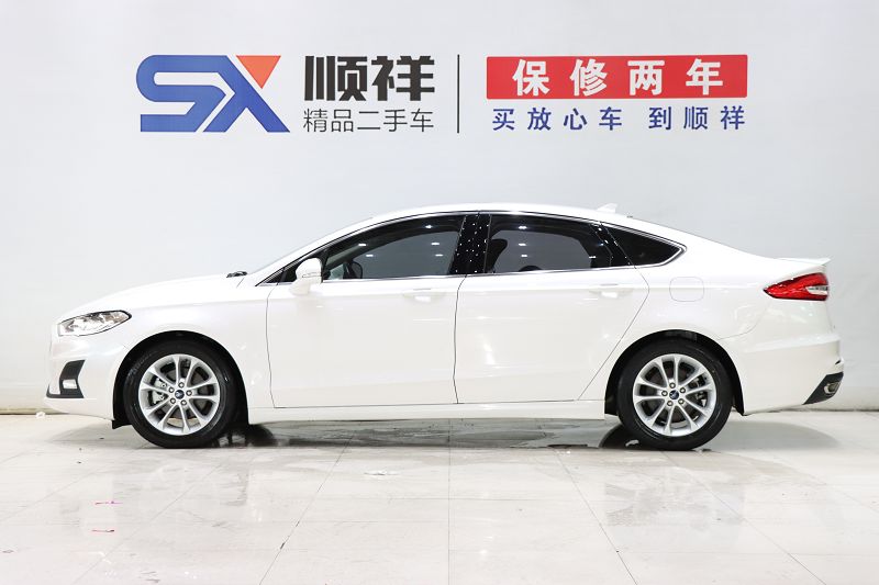 福特 蒙迪欧 2020款 EcoBoost 180 时尚型