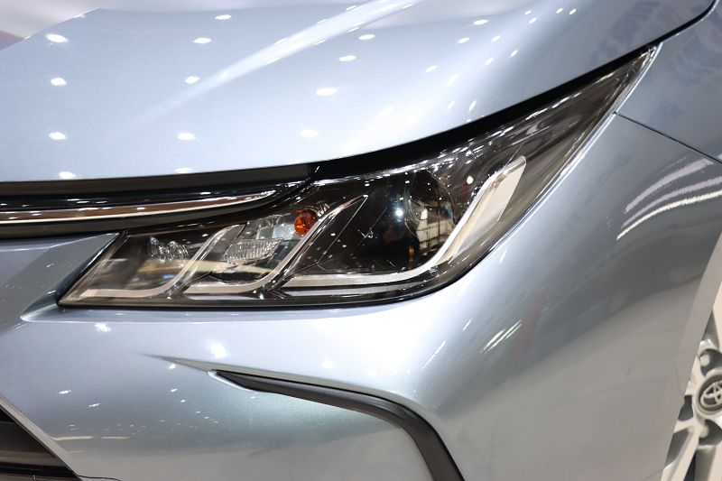 丰田 卡罗拉 2021款 双擎 1.8L E-CVT精英版