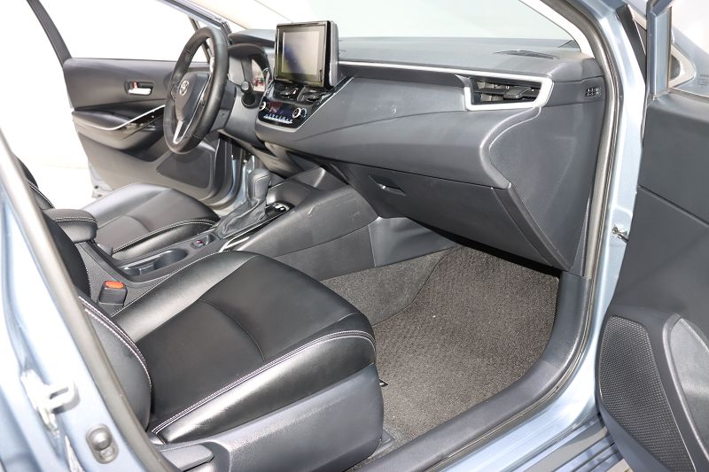 丰田 卡罗拉 2021款 双擎 1.8L E-CVT精英版