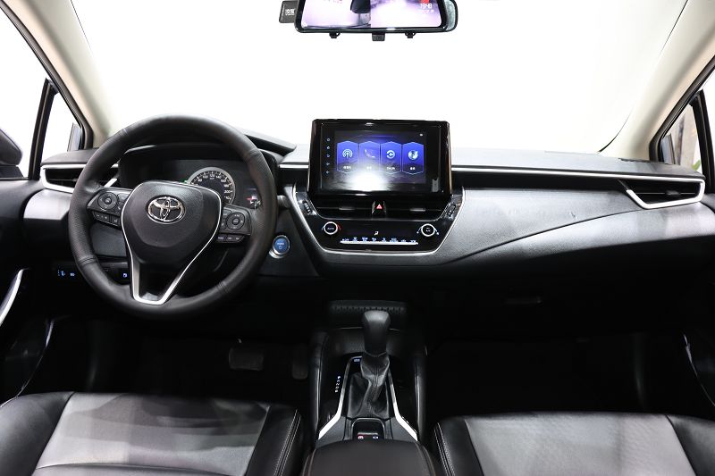 丰田 卡罗拉 2021款 双擎 1.8L E-CVT精英版