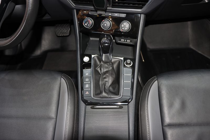大众 速腾 2022款 280TSI DSG超越版