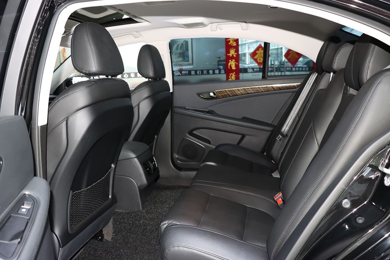 红旗H7 2021款 1.8T 舒适版