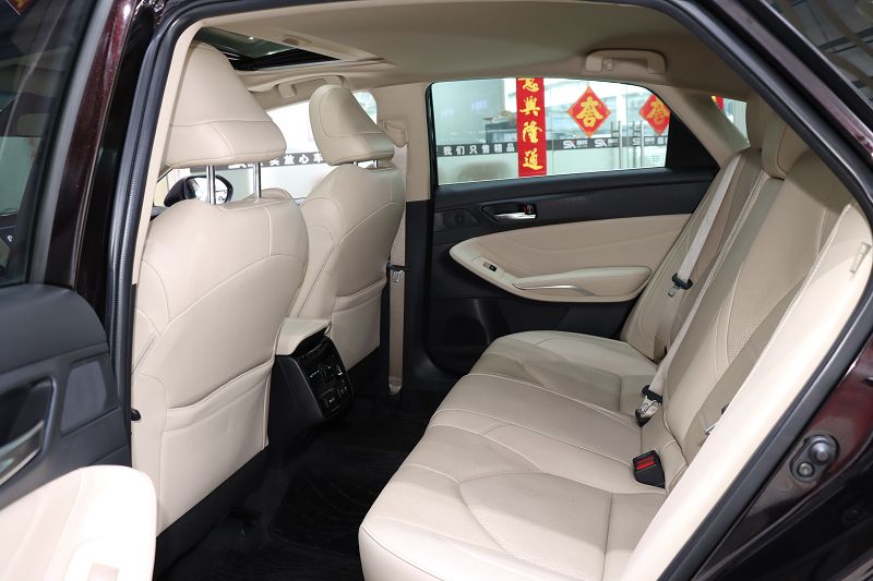丰田 亚洲龙 2019款 2.0L XLE尊享版 国VI