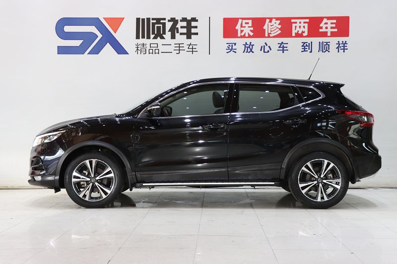 日产 逍客 19款 2.0L CVT豪华