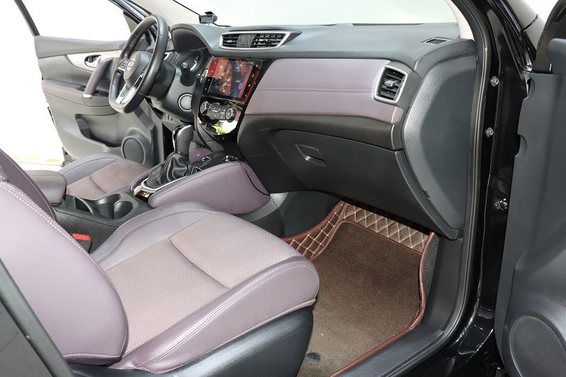 日产 逍客 19款 2.0L CVT豪华