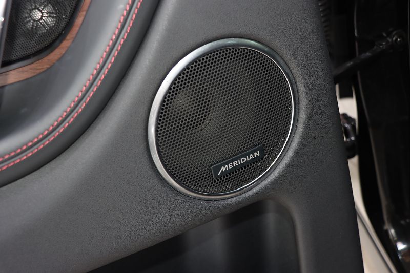 路虎 发现运动版 2020款 249PS R-Dynamic 豪华定制版