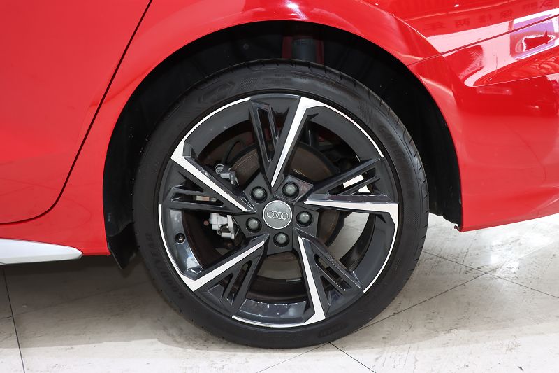 奥迪A3 2021款 A3L Limousine 35 TFSI 豪华运动型