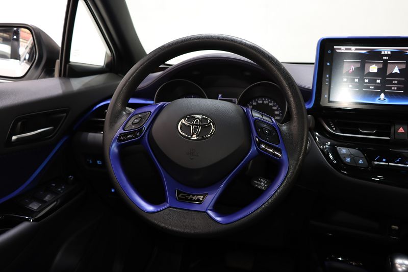 丰田C-HR 2020款 2.0L 领先版