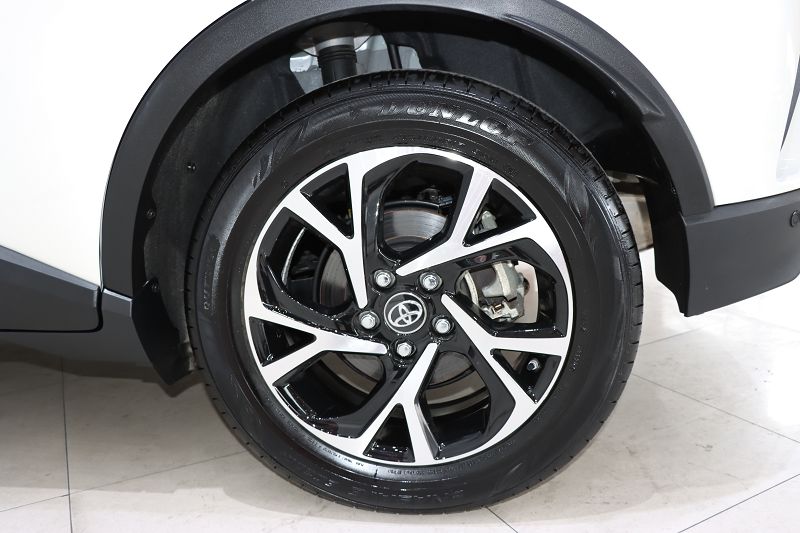 丰田C-HR 2020款 2.0L 领先版