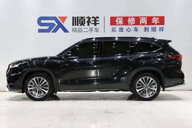 丰田 皇冠陆放 2024款 2.5L HEV四驱豪华版