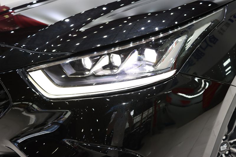 丰田 皇冠陆放 2024款 2.5L HEV四驱豪华版