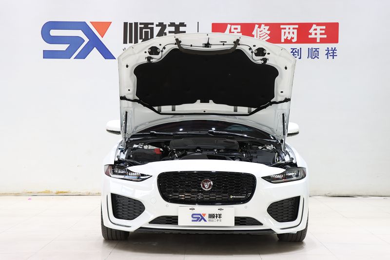 捷豹XEL 2021款 2.0T 250PS 曜黑运动版
