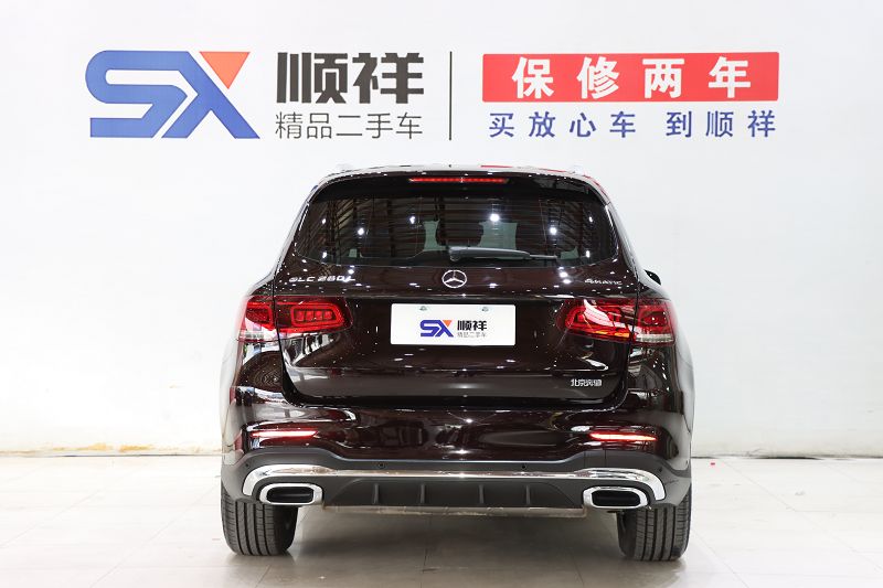 奔驰GLC级 2022款 改款 GLC 260 L 4MATIC 豪华型