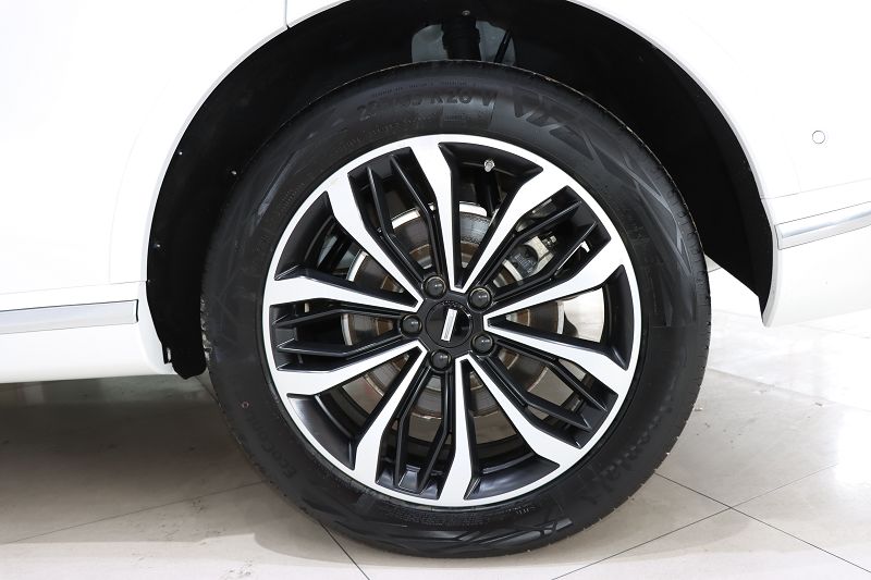 WEY 摩卡 2021款 2.0T 两驱特醇版