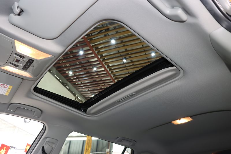 丰田 威兰达 2022款 2.0L CVT两驱骑士版