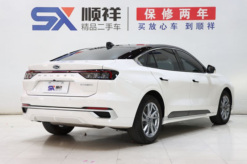 福特 蒙迪欧 2023款 EcoBoost 245 豪华型