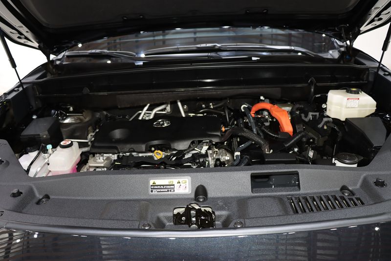 丰田 皇冠陆放 2023款 2.5L HEV四驱豪华版