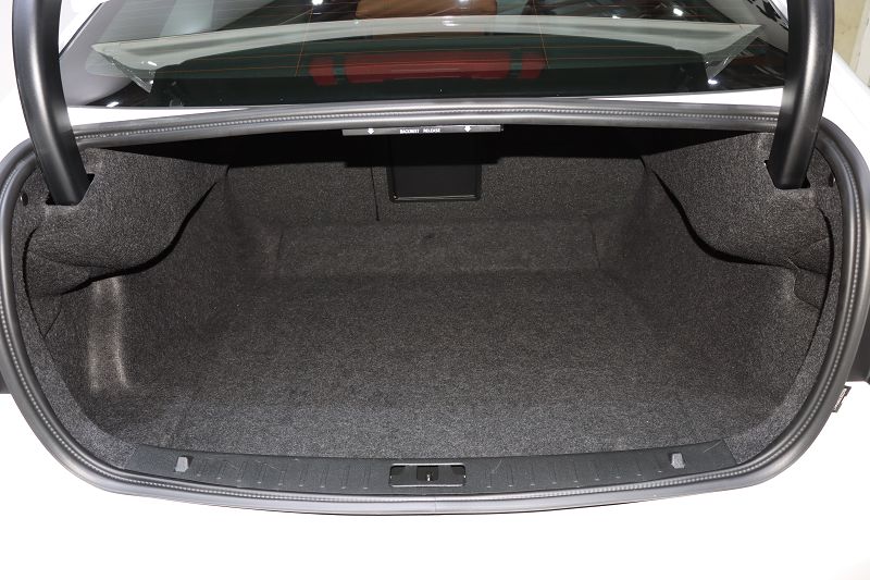 沃尔沃S60 2019款 S60L 改款 T5 智进进阶版