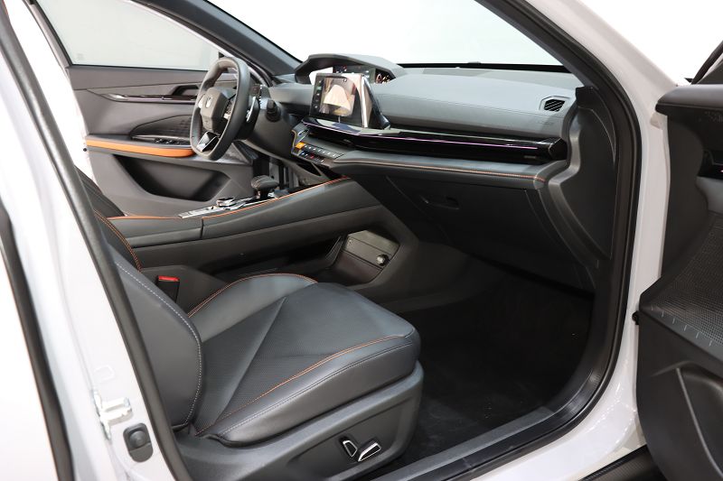 长安UNI-V 2022款 1.5T 智慧领航型
