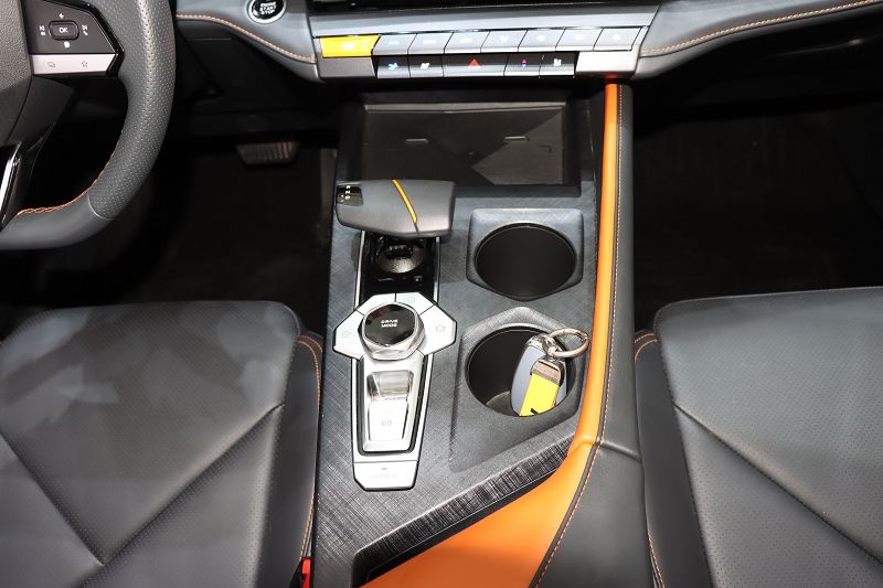 长安UNI-V 2022款 1.5T 智慧领航型