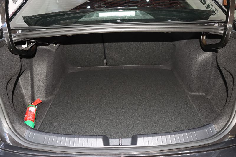 大众速腾 2025款 300TSI DSG卓越版