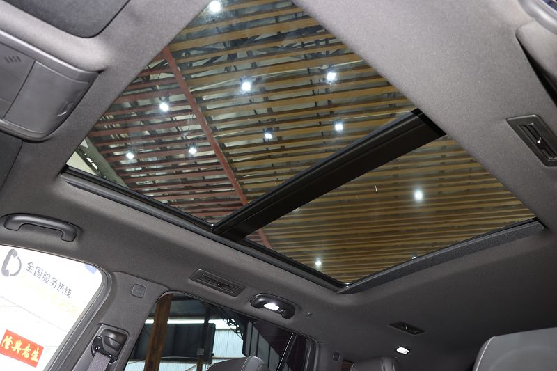 凯迪拉克XT6 2021款 2.0T 六座两驱豪华型