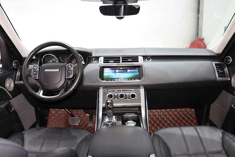 路虎 揽胜运动版 2017款 揽胜运动 3.0 SC V6 SE