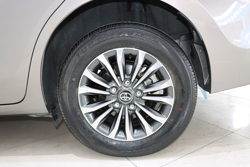 丰田 卡罗拉 2017款 改款 1.2T S-CVT GL