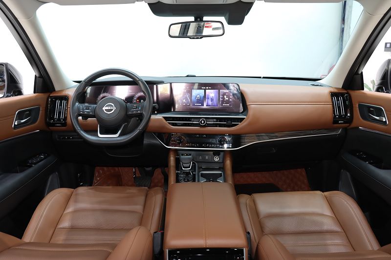 日产 探陆 2024款 380VC-TURBO 四驱智驾版 7座