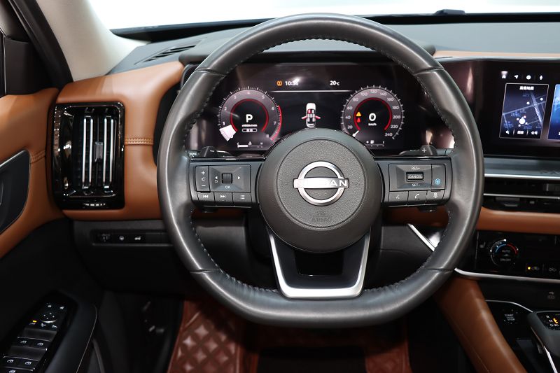 日产 探陆 2024款 380VC-TURBO 四驱智驾版 7座