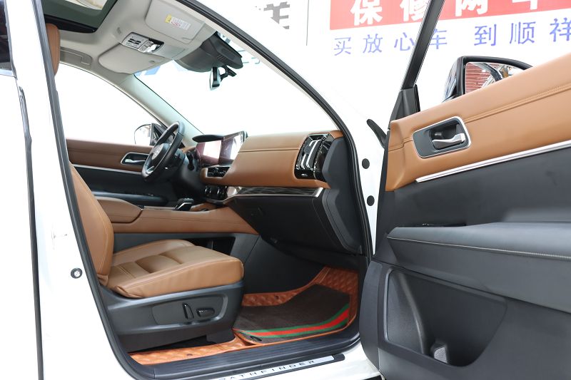 日产 探陆 2024款 380VC-TURBO 四驱智驾版 7座