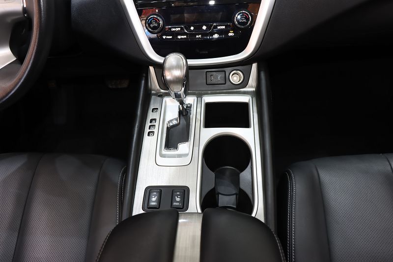 日产 楼兰 2021款 2.5L XL Plus 两驱智联领先版