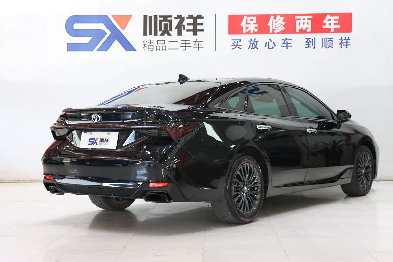丰田亚洲龙 2022款 2.5L Touring尊贵版