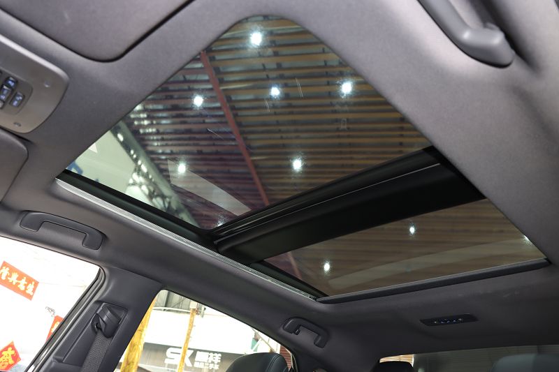 丰田亚洲龙 2022款 2.5L Touring尊贵版