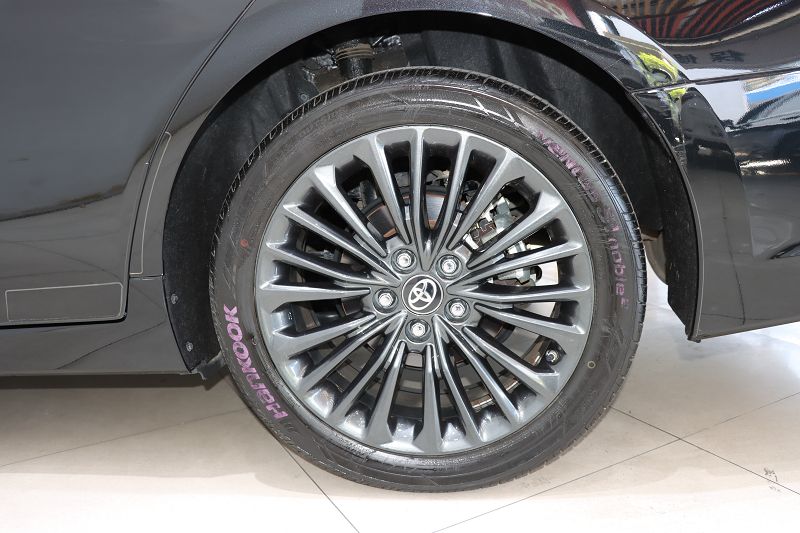 丰田亚洲龙 2022款 2.5L Touring尊贵版