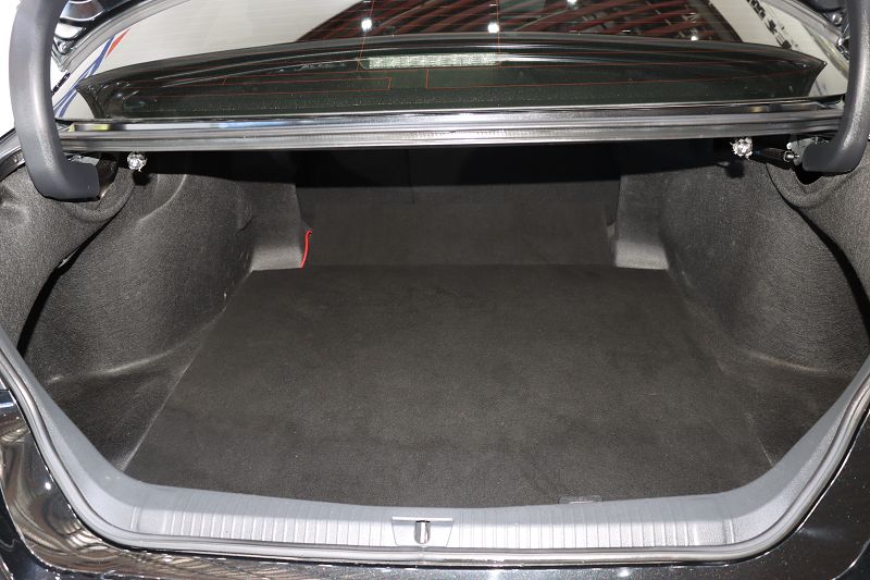 丰田亚洲龙 2022款 2.5L Touring尊贵版