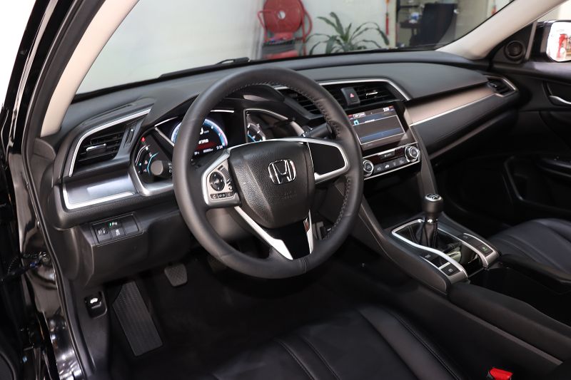 本田 思域 2016款 220TURBO 手动豪华版