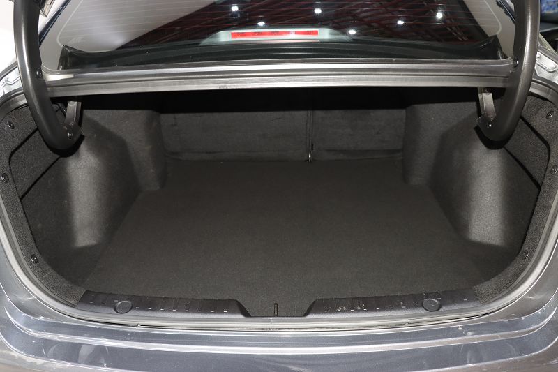 长安 逸动 2021款 PLUS 蓝鲸NE 1.4T GDI DCT尊贵型 国VI