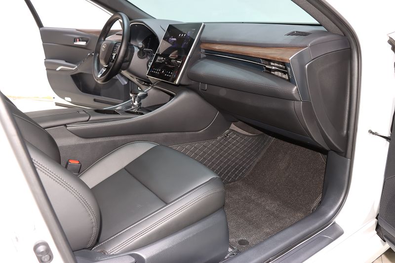 丰田 亚洲龙 2024款 2.0L 进取版