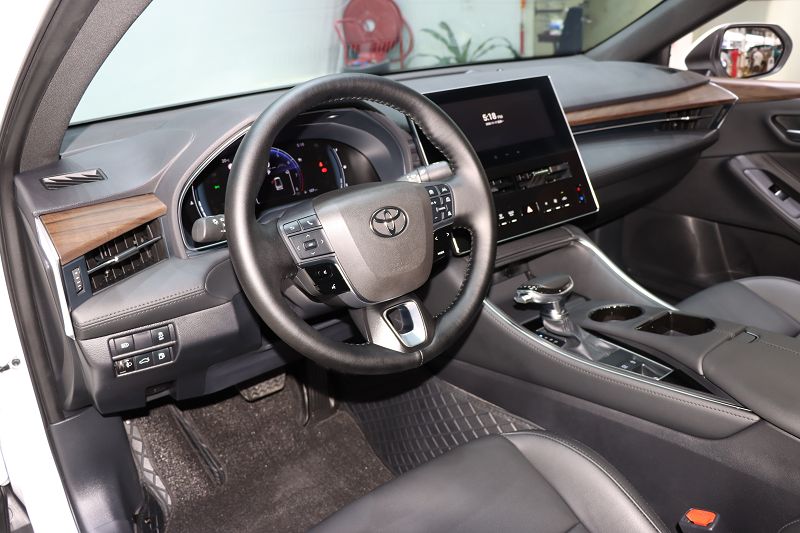 丰田 亚洲龙 2024款 2.0L 进取版