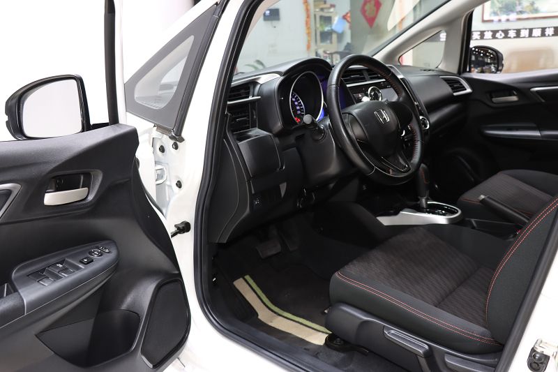 本田 飞度 2018款 1.5L CVT潮跑+版