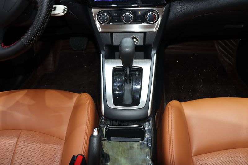 日产 轩逸 2024款 改款 经典 1.6XE CVT舒适版