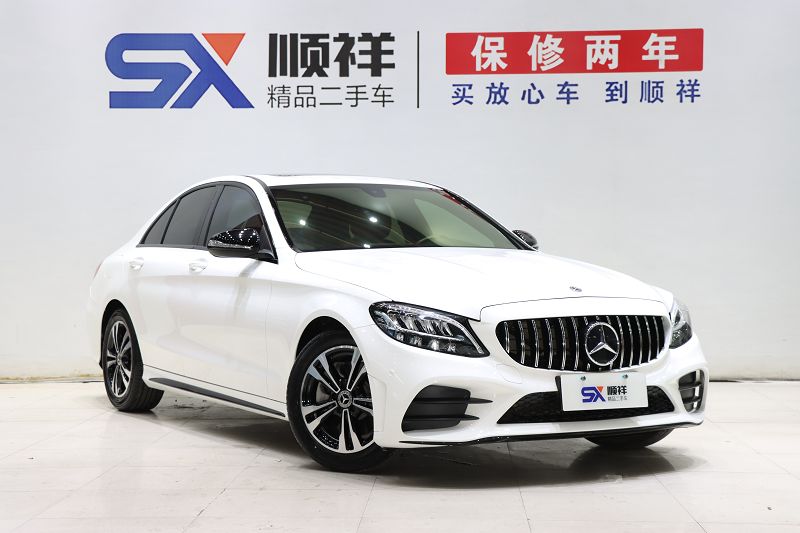奔驰C级 2019款 C 260 运动版