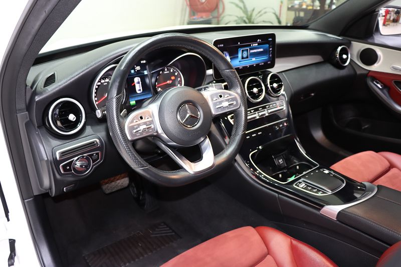 奔驰C级 2019款 C 260 运动版