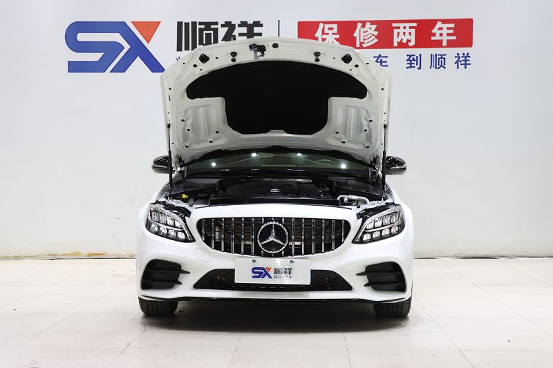 奔驰C级 2019款 C 260 运动版