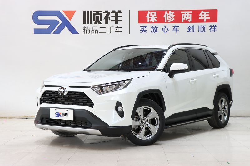 丰田 RAV4荣放 2022款 2.0L CVT两驱风尚版