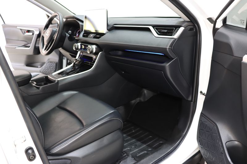 丰田 RAV4荣放 2022款 2.0L CVT两驱风尚版