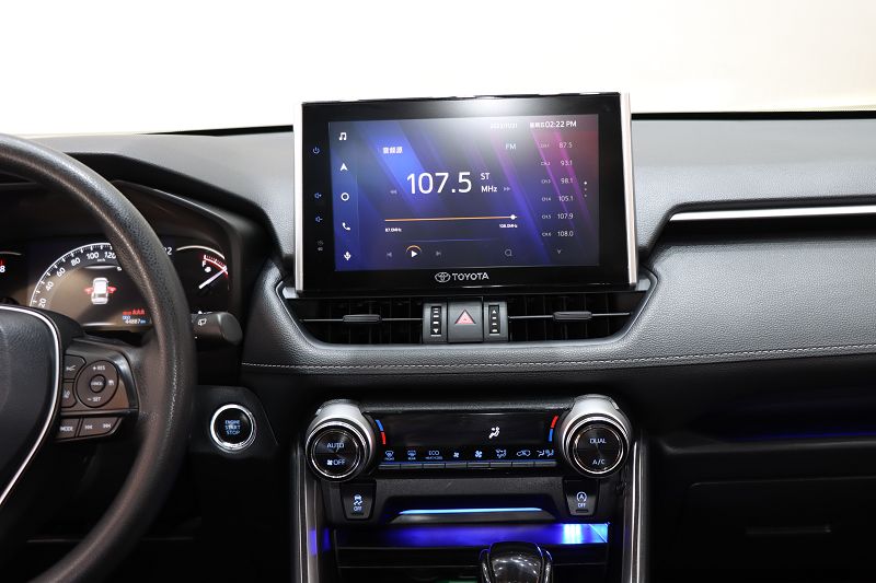 丰田 RAV4荣放 2022款 2.0L CVT两驱风尚版