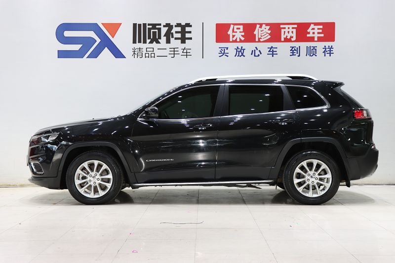 Jeep 自由光 2019款 2.0T 两驱智享版 国V