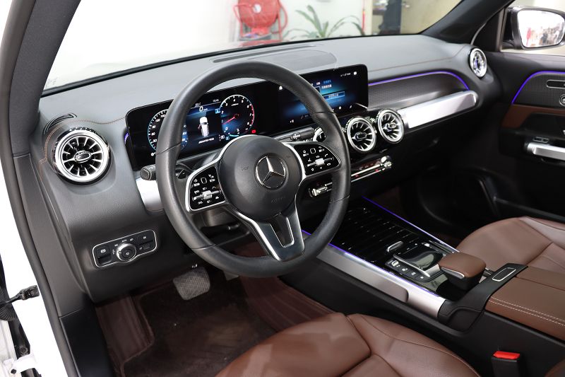 奔驰GLB级 2022款 GLB 220 时尚型